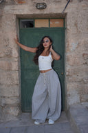 Women's balloon-fit wide-leg pants, front view on model — DWEGO