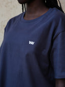 women crew neck t-shirt