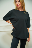 Women's featherlight oversized tee, colour option — DWEGO